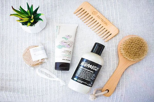 کرم مو چیست