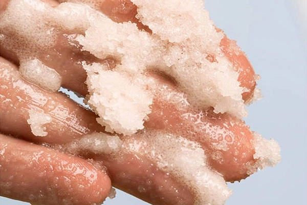 نکات طلایی برای استفاده ایمن و مؤثر از اسکراب