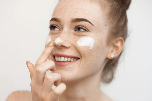 طرز استفاده از ضد لک